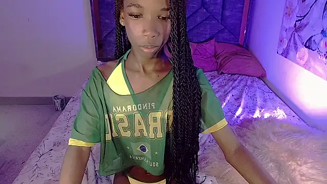 Little_ebonyx webkamerás műsora