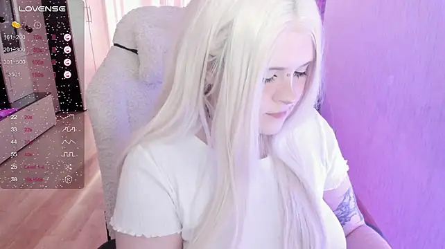 SelenaCute Live XXX-chat