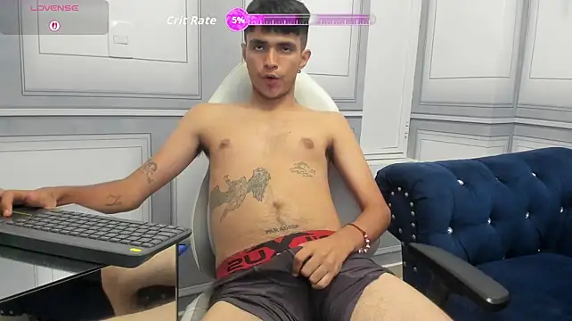 Elioth_18 – Naživo XXX chat