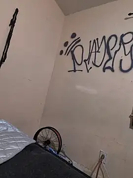 Cnutt310's Live XXX Chat