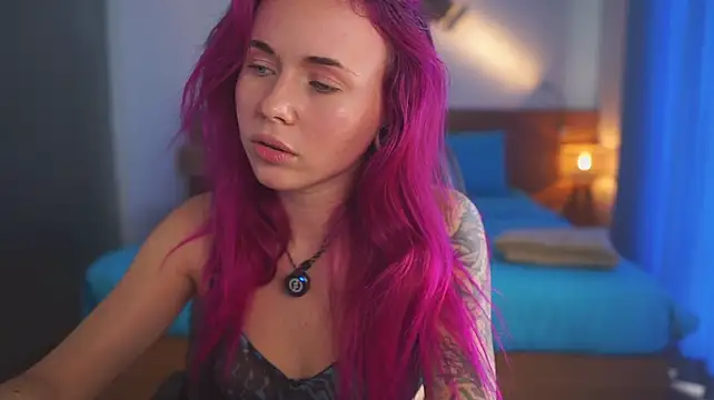 Sarah_Pink Adlı Modelin Canlı XXX Sohbeti