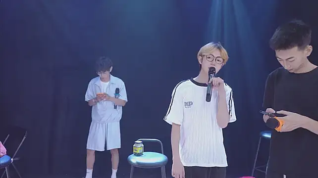 NCT-111n Live XXX chat