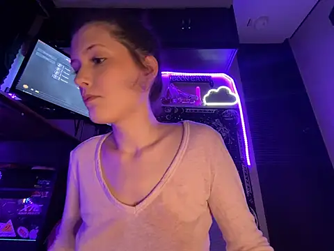 Lilactease's Live XXX Chat