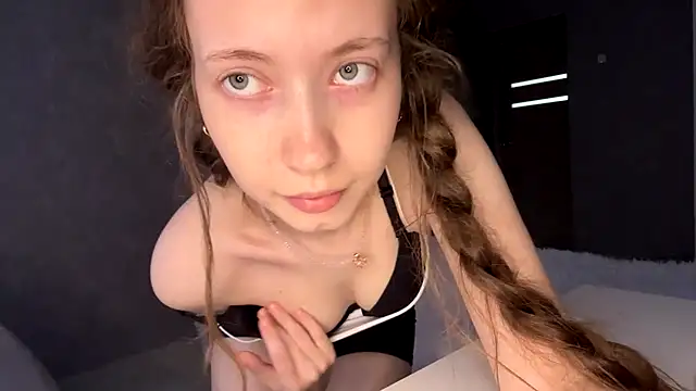 Czat XXX na żywo – Emily_Mur_