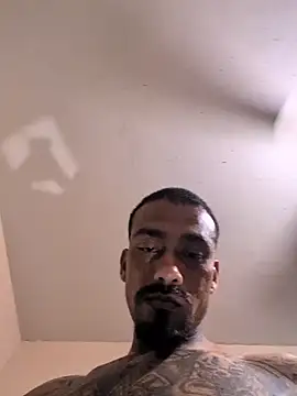 Cnutt310's Live XXX Chat