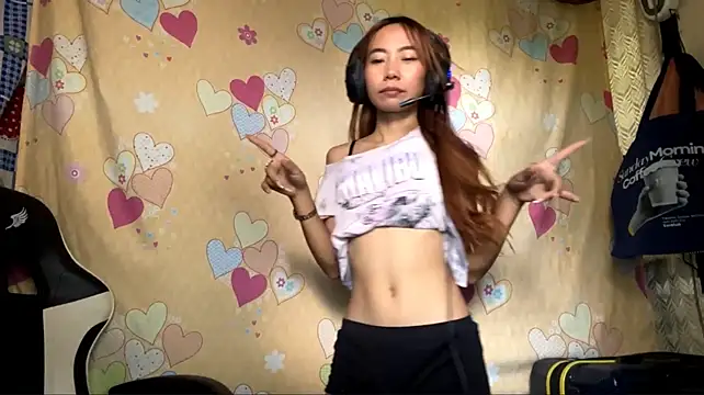 PiaSwida's Live XXX Chat