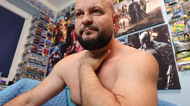 دردشة Muscle_Bear الجنسية المباشرة