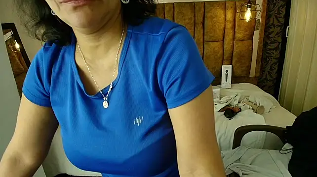 Czat XXX na żywo – MarilynMiilf_