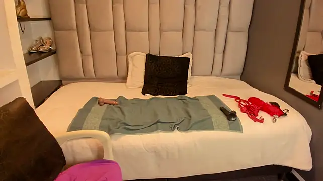 Barbara_fox__ Adlı Modelin Canlı XXX Sohbeti
