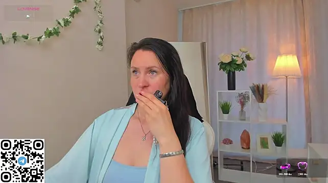 Lea_shadom Chat XXX in diretta