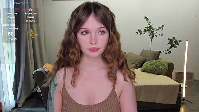 WINIKA Adlı Modelin Canlı XXX Sohbeti