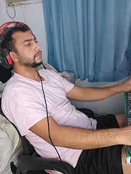 Chat +18 de lzinrj ao vivo
