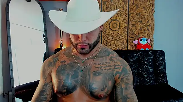Aaron_Vega Chat XXX live