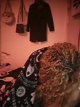 Sinwithme_luv élő XXX-chatje