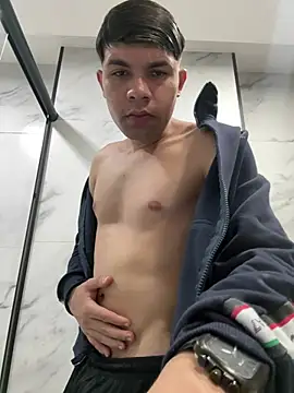 newdelight Webcam show