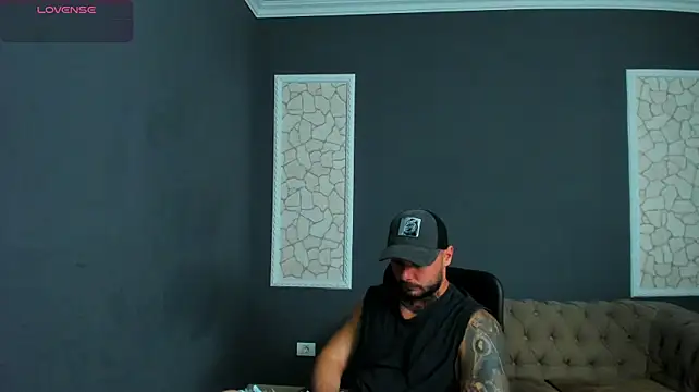 BrianHuntsn Live XXX chat