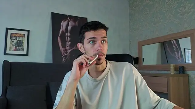 Chatroom XXX en direct de KaydenDrew