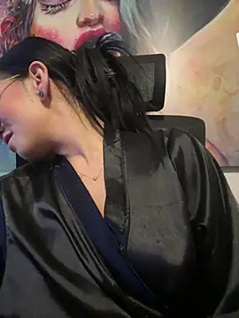 แชท XXX สดของ SCARLETT_INK_