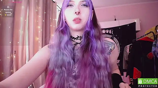 Chat XXX en directo de JustMeowGirl