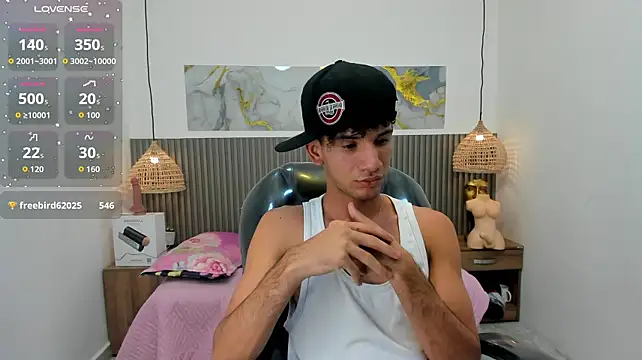Онлайн чат XXX JDWhite18