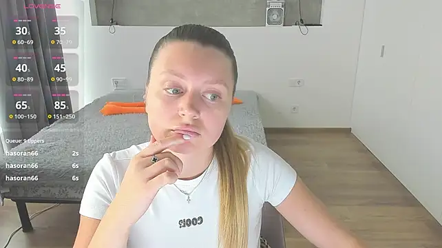 Chat +18 de Kitkatvel ao vivo