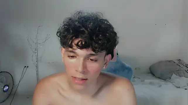 Živý XXX chat FUNNY_DICK_