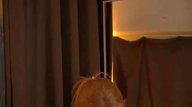 JennyPortmanのライブXXXチャット