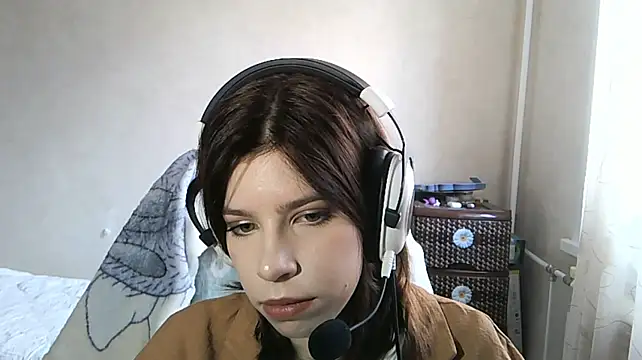 Chat +18 de OliviaStruas ao vivo