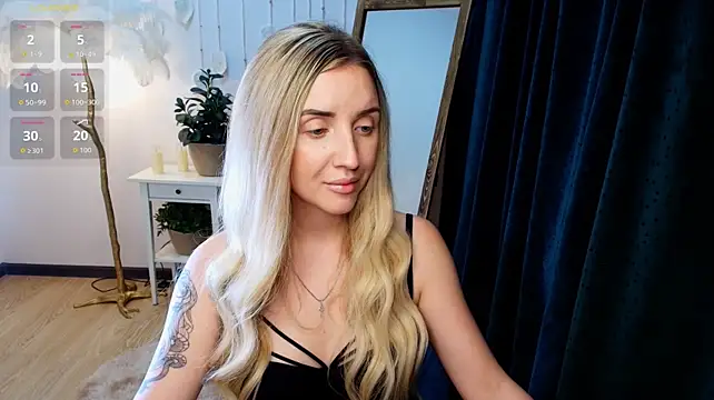 XXX chat uživo modela White_F0x