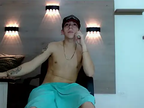 XXX chat uživo modela Gaeliitto