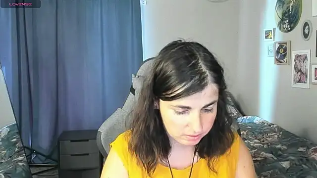 MartaEdams' Live XXX Chat