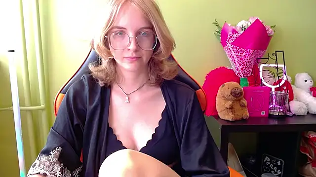 juicyPenny: онлайн-секс-чат