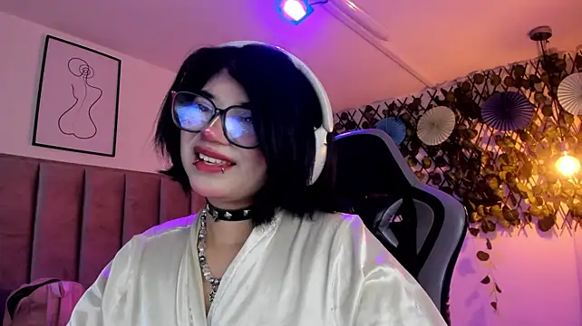 Czat XXX na żywo – Kitty_Gang
