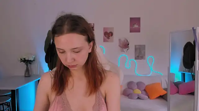 Czat XXX na żywo – LittlePeach007