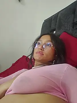 Czat XXX na żywo – SussySunny_