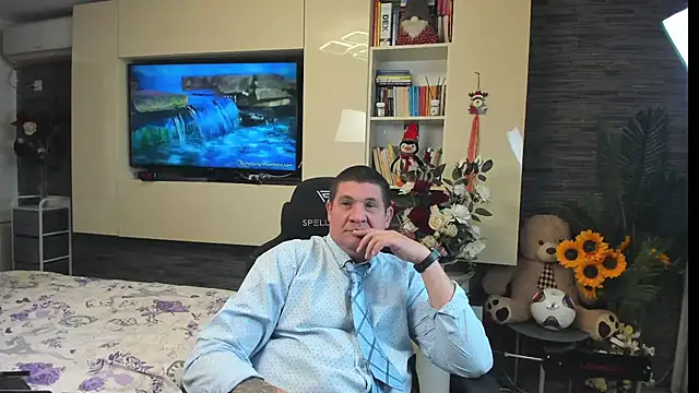 SpartacusDaddy48n Live XXX chat