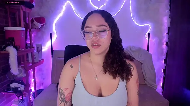 Chat +18 de liz_martins1 ao vivo