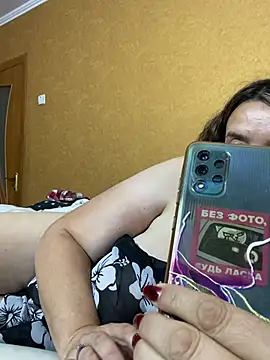 Онлайн чат XXX LiluHot
