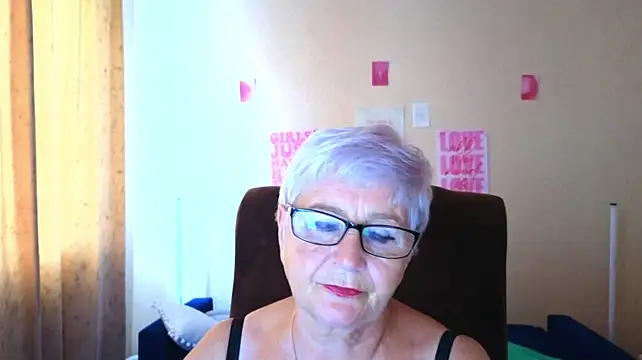 Sandra_Snowflake Live XXX-chat
