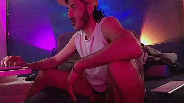 zedte2 élő XXX-chatje