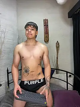 RomanKanne1 Live XXX-chat