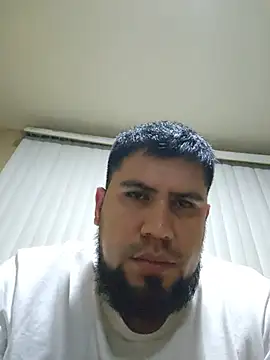 omarcastavergas' Live XXX Chat