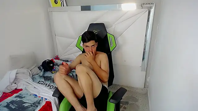 RyanFlirty Chat XXX live