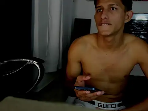 master_badboy live XXX chat