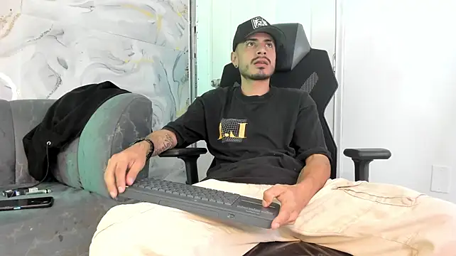 Chat XXX ao vivo de MatthewRoberts