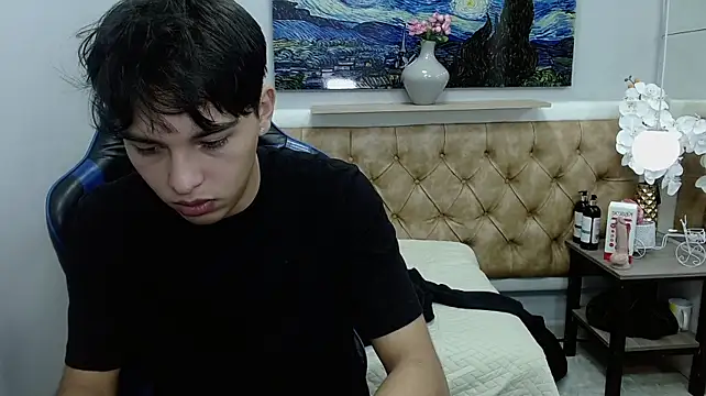 StiwenTwink's Live XXX Chat