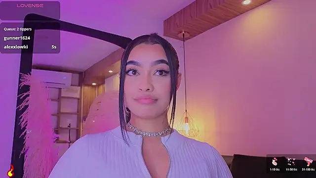 Chloe_monroeeのライブXXXチャット