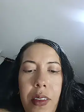 MiaForever1's Live XXX Chat