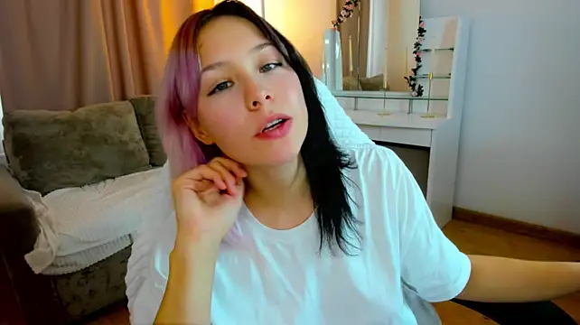 EmilyTraseのライブXXXチャット