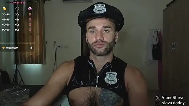 DaddySlava 现场XXX聊天
